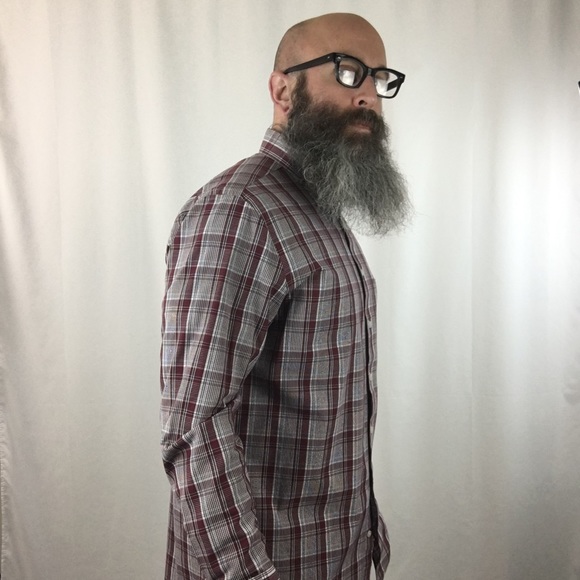 Stafford Travel Easy-Care Broadcloth Fitted Shirt - Picture 6 of 8